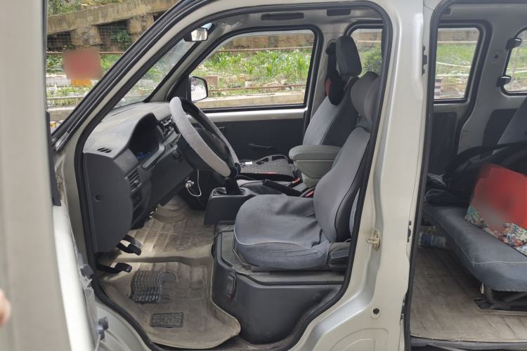 Used Wuling Zhiguang 2015 1.2L S Practical Model LSI Left Front Seat