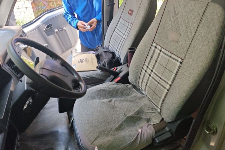 Used Wuling Zhiguang 2015 1.2L Practical LS-I Model Left Front Seat