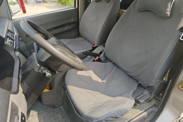 Used Wuling Zhiguang 2015 1.2L S Practical Model LSI Left Front Seat