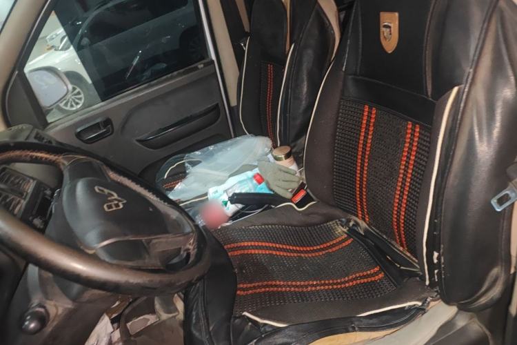 Used Wuling Zhiguang 2015 1.2L Practical LS-I Model Left Front Seat