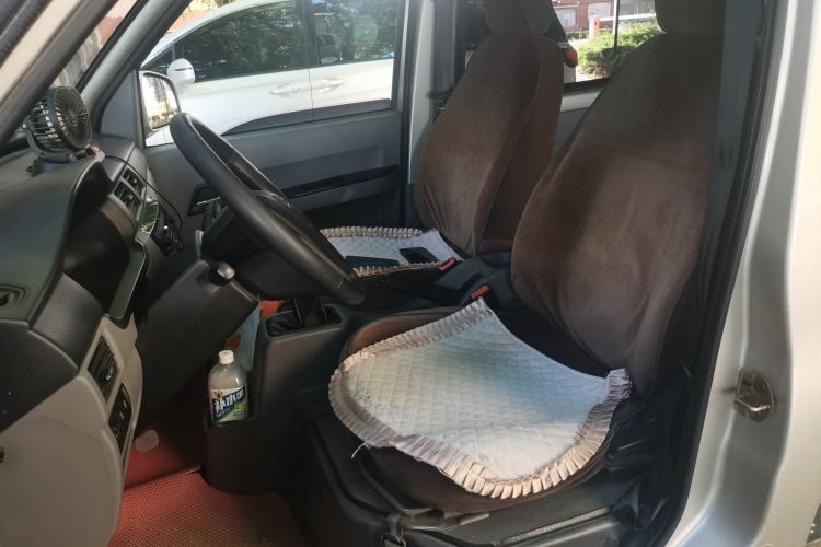 Used Wuling Zhiguang 2015 1.2L S Standard Model LSI Left Front Seat