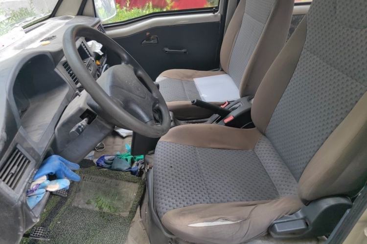 Used Wuling Zhiguang 2015 1.2L Practical LS-I Model Left Front Seat