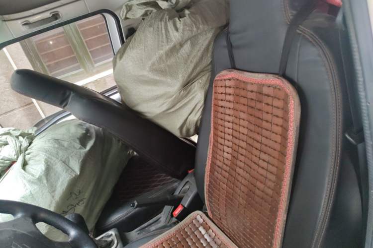 Used Wuling Zhiguang 2015 1.2L S Practical Model LSI Left Front Seat