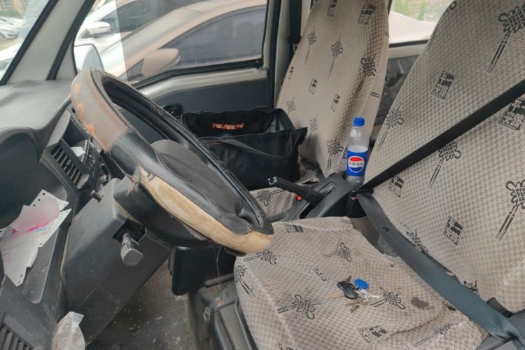 Used Wuling Zhiguang 2015 1.2L Practical LS-I Model Left Front Seat