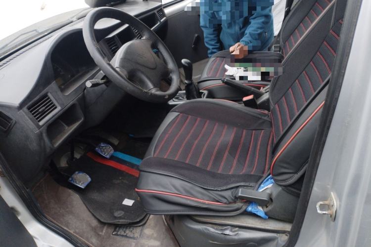 Used Wuling Zhiguang 2015 1.2L Practical LS-I Model Left Front Seat