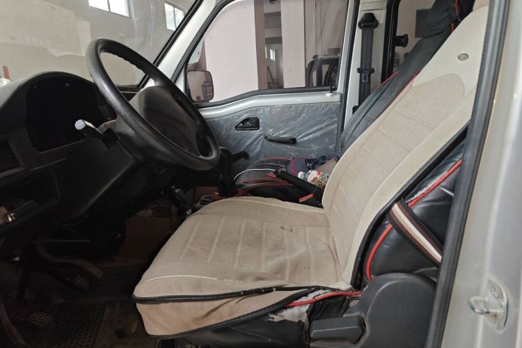 Used Wuling Zhiguang 2015 1.2L S Practical Model LSI Left Front Seat