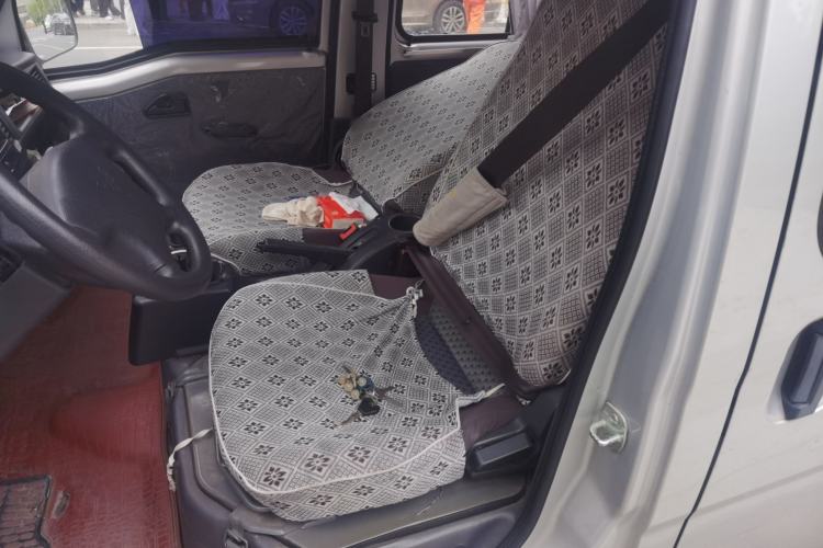 Used Wuling Zhiguang 2015 1.2L Practical LS-I Model Left Front Seat