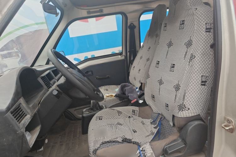 Used Wuling Zhiguang 2015 1.2L Practical LS-I Model Left Front Seat
