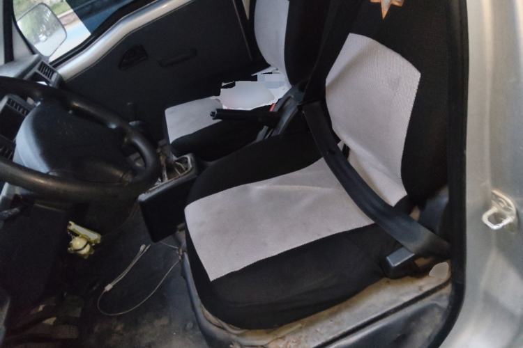 Used Wuling Zhiguang 2015 1.2L Practical LS-I Model Left Front Seat