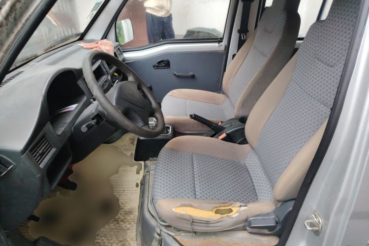 Used Wuling Zhiguang 2015 1.2L Practical LS-I Model Left Front Seat