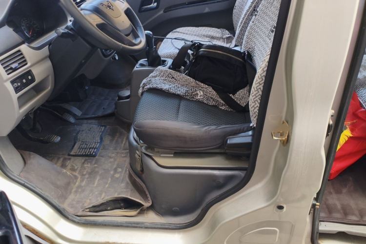 Used Wuling Zhiguang 2015 1.2L S Practical Model LSI Left Front Seat