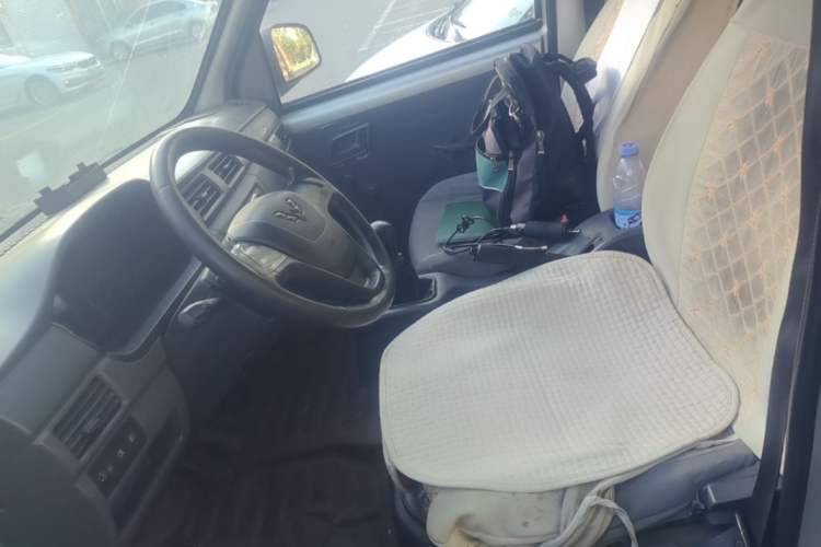 Used Wuling Zhiguang 2015 1.2L S Practical Model LSI Left Front Seat
