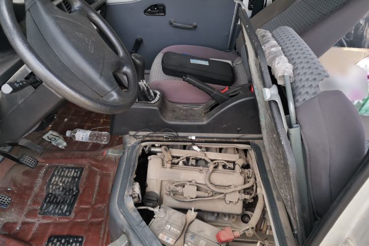 Used Wuling Zhiguang 2015 1.2L Practical LS-I Model Left Front Seat