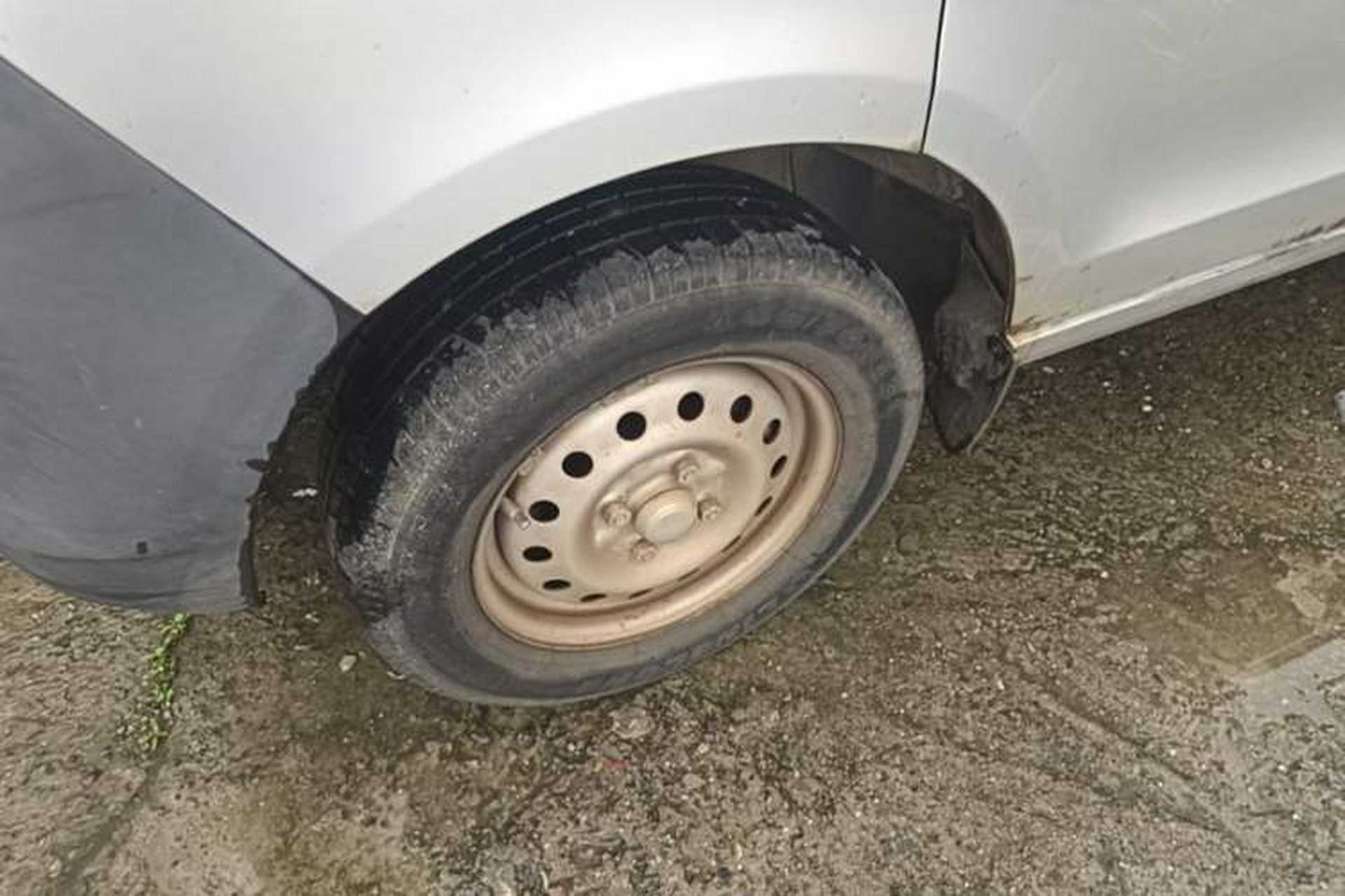 Used Wuling Zhiguang 2015 1.2L S Practical Model LSI Left Front Wheel Hub