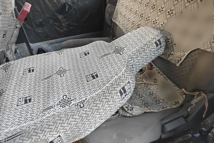 Used Wuling Zhiguang 2015 1.2L Practical LS-I Model Left Rear Seat