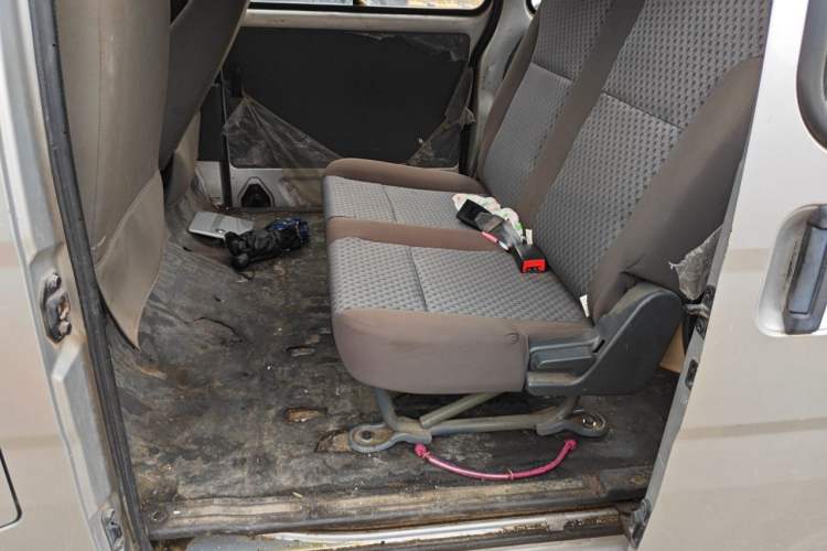 Used Wuling Zhiguang 2015 1.2L Practical LS-I Model Left Rear Seat