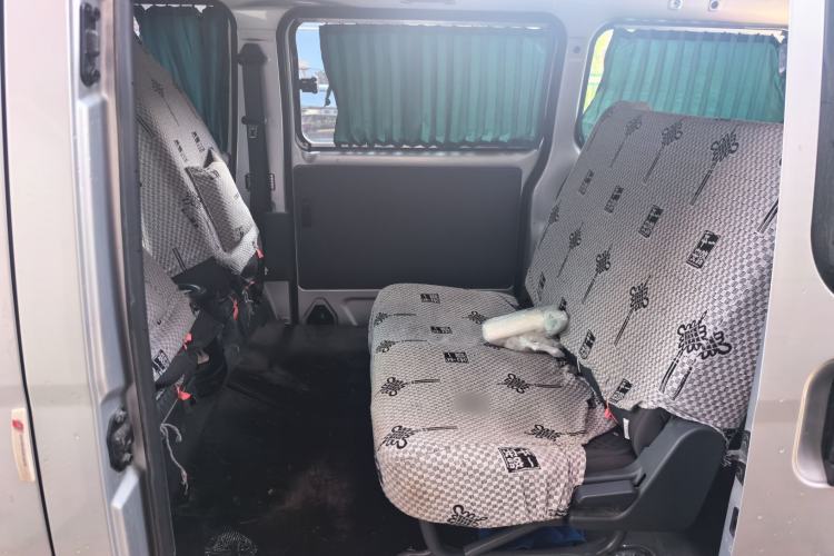 Used Wuling Zhiguang 2015 1.2L Practical LS-I Model Left Rear Seat