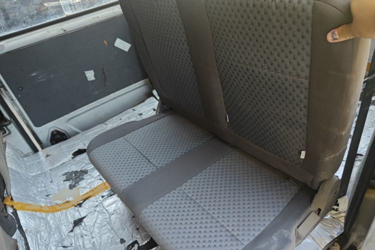 Used Wuling Zhiguang 2015 1.2L Practical LS-I Model Left Rear Seat