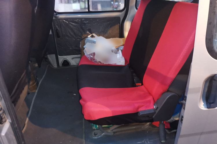 Used Wuling Zhiguang 2015 1.2L Practical LS-I Model Left Rear Seat