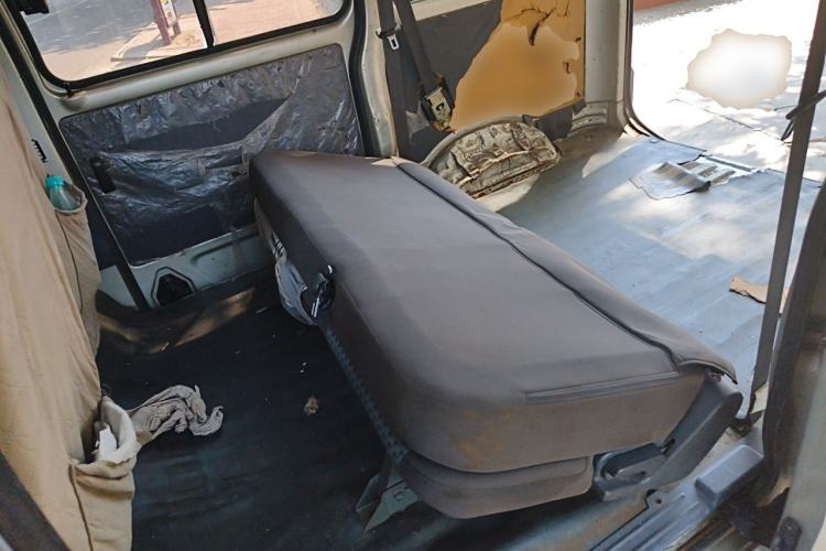 Used Wuling Zhiguang 2015 1.2L Practical LS-I Model Left Rear Seat