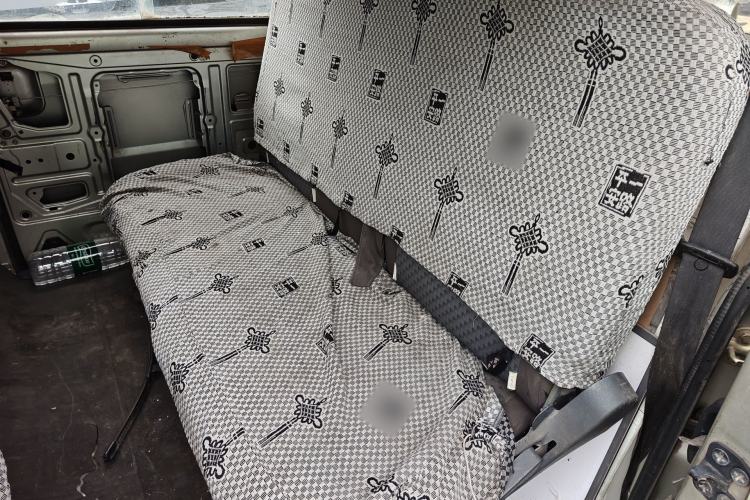 Used Wuling Zhiguang 2015 1.2L Practical LS-I Model Left Rear Seat