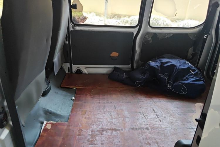 Used Wuling Zhiguang 2015 1.2L Practical LS-I Model Left Rear Seat