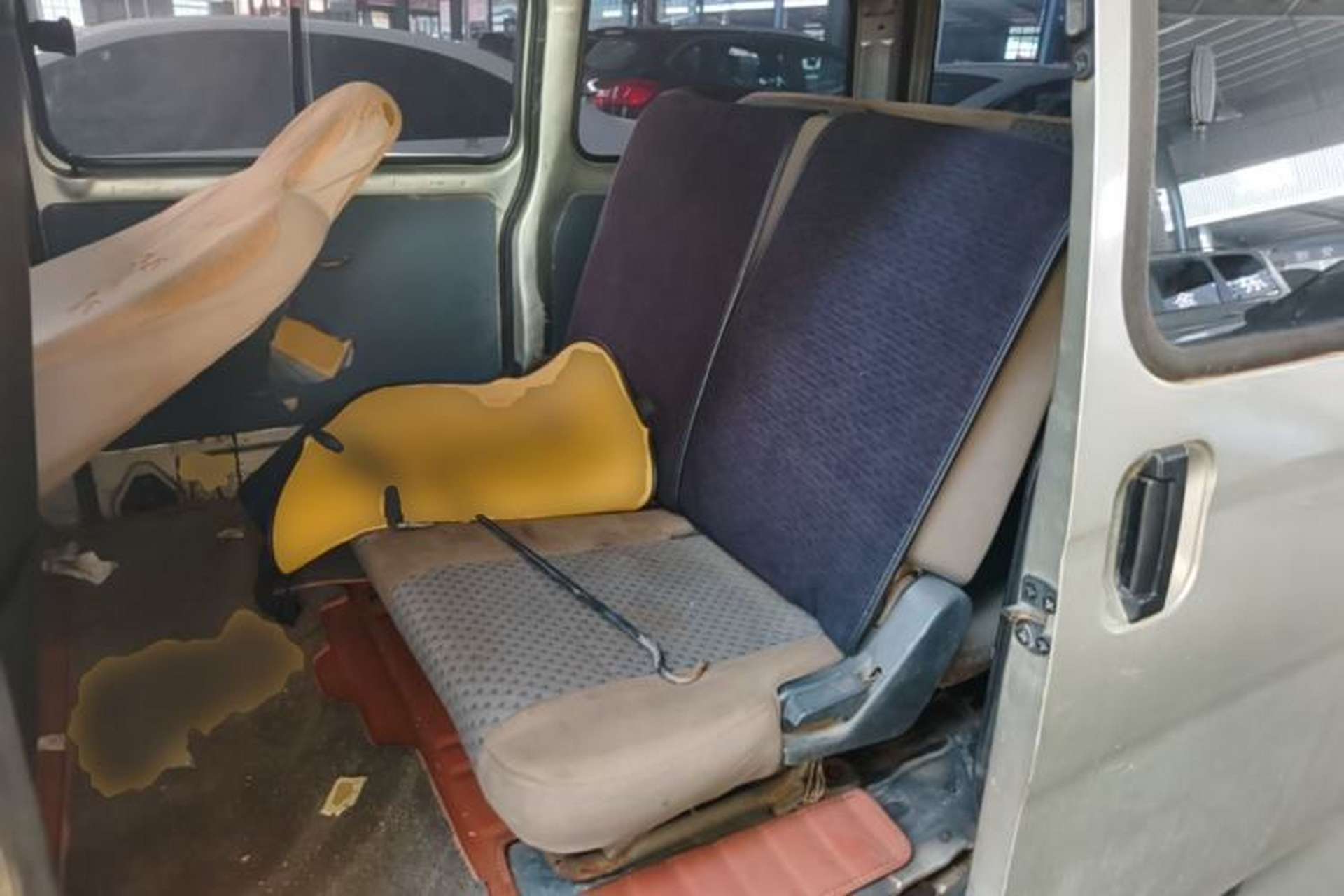 Used Wuling Zhiguang 2015 1.2L Practical LS-I Model Left Rear Seat