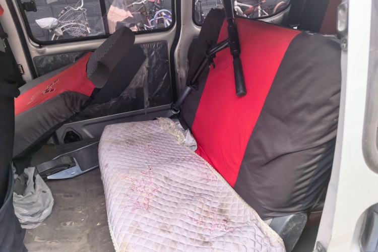 Used Wuling Zhiguang 2015 1.2L Practical LS-I Model Left Rear Seat