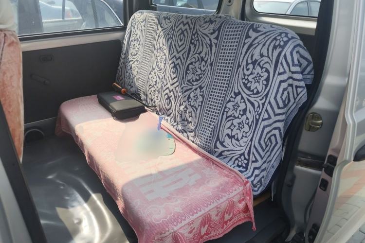 Used Wuling Zhiguang 2015 1.2L S Practical Model LSI Left Rear Seat
