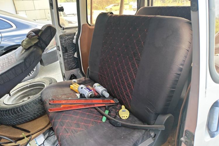 Used Wuling Zhiguang 2015 1.2L Practical LS-I Model Left Rear Seat