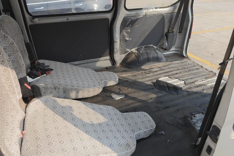 Used Wuling Zhiguang 2015 1.2L Practical LS-I Model Left Rear Seat