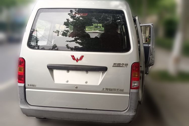 Used Wuling Zhiguang 2015 1.2L Practical LS-I Model Rear