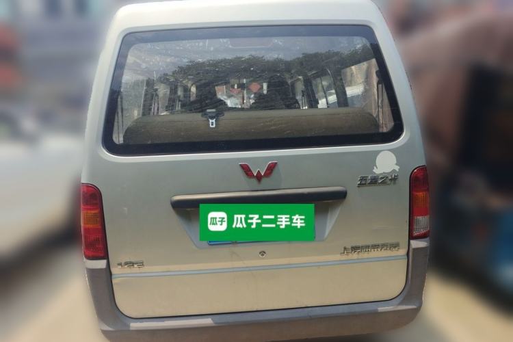 Used Wuling Zhiguang 2015 1.2L Practical LS-I Model Rear