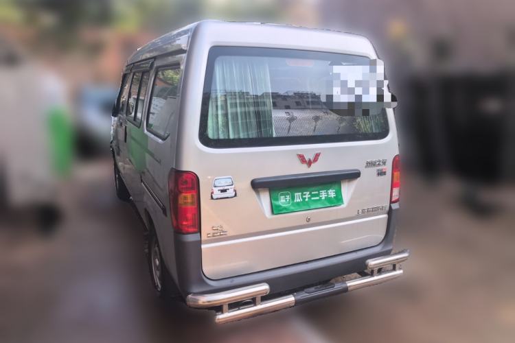 Used Wuling Zhiguang 2015 1.2L Practical LS-I Model Rear Left 45 Deg
