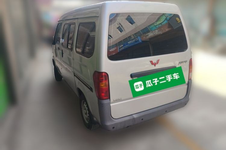 Used Wuling Zhiguang 2015 1.2L Practical LS-I Model Rear Left 45 Deg