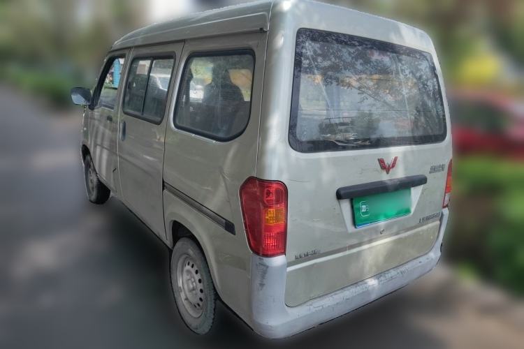 Used Wuling Zhiguang 2015 1.2L Practical LS-I Model Rear Left 45 Deg