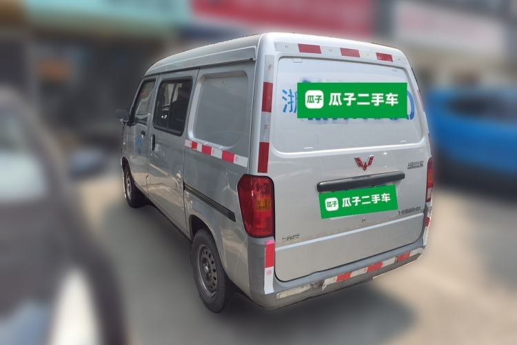 Used Wuling Zhiguang 2015 1.2L Practical LS-I Model Rear Left 45 Deg