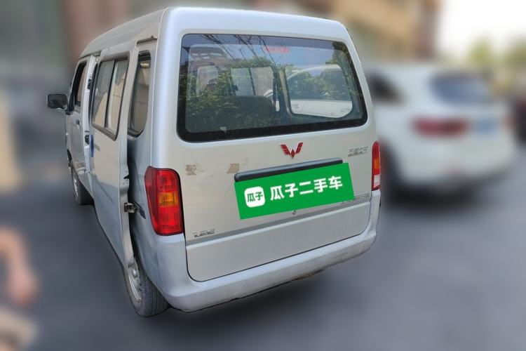 Used Wuling Zhiguang 2015 1.2L Practical LS-I Model Rear Left 45 Deg