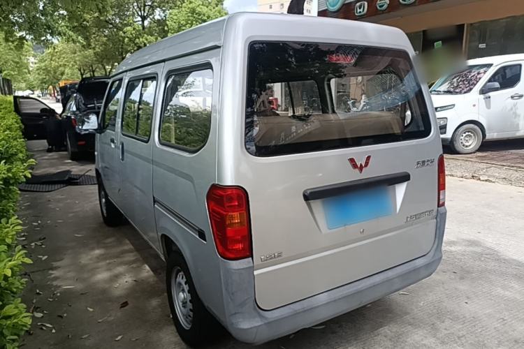 Used Wuling Zhiguang 2015 1.2L Practical LS-I Model Rear Left 45 Deg