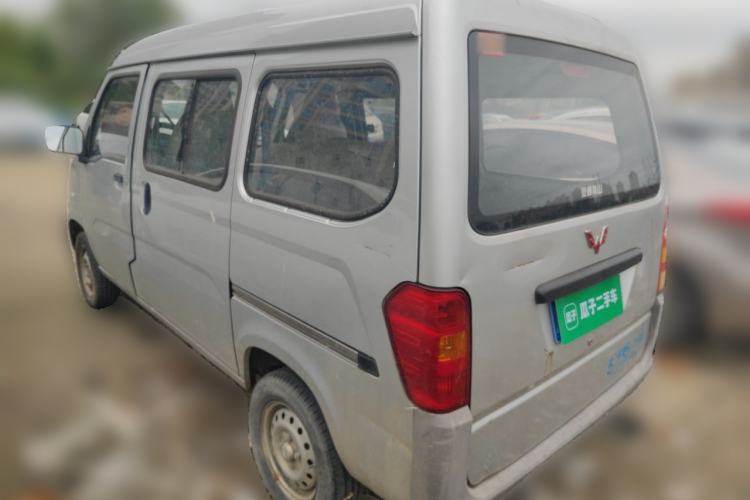 Used Wuling Zhiguang 2015 1.2L Practical LS-I Model Rear Left 45 Deg
