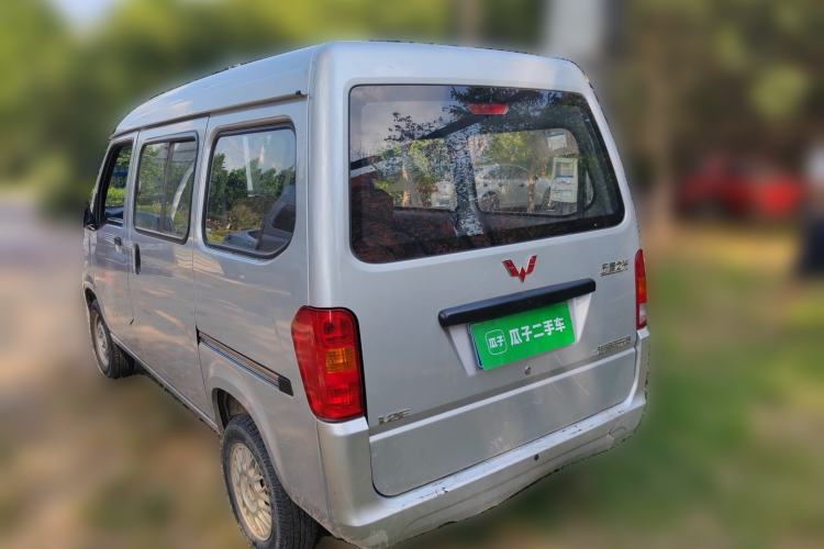 Used Wuling Zhiguang 2015 1.2L Practical LS-I Model Rear Left 45 Deg