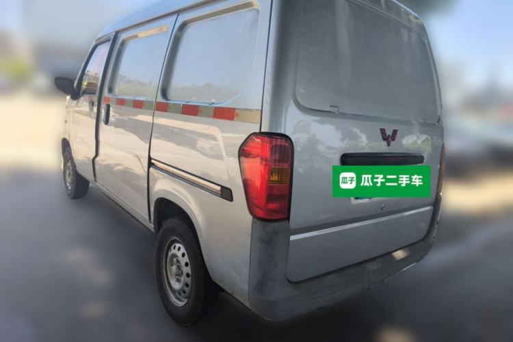 Used Wuling Zhiguang 2015 1.2L Practical LS-I Model Rear Left 45 Deg