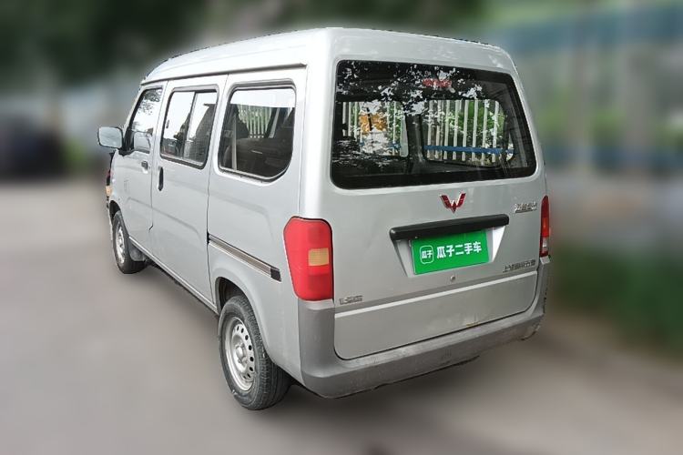 Used Wuling Zhiguang 2015 1.2L Practical LS-I Model Rear Left 45 Deg