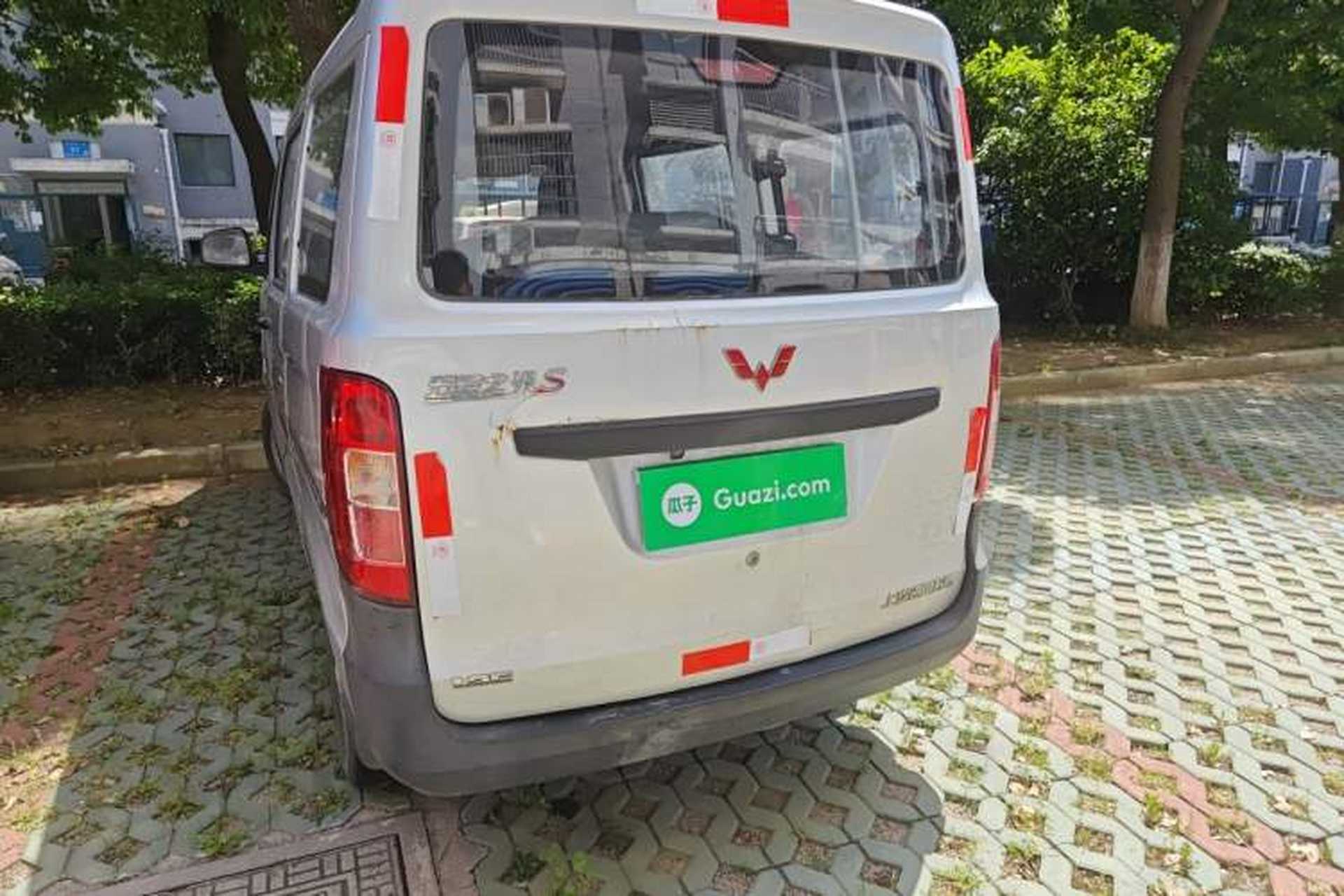 Used Wuling Zhiguang 2015 1.2L S Practical Model LSI Rear Left 45 Deg