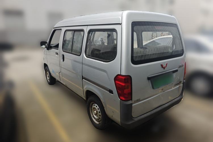 Used Wuling Zhiguang 2015 1.2L Practical LS-I Model Rear Left 45 Deg