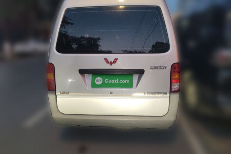 Used Wuling Zhiguang 2015 1.2L Practical LS-I Model Rear