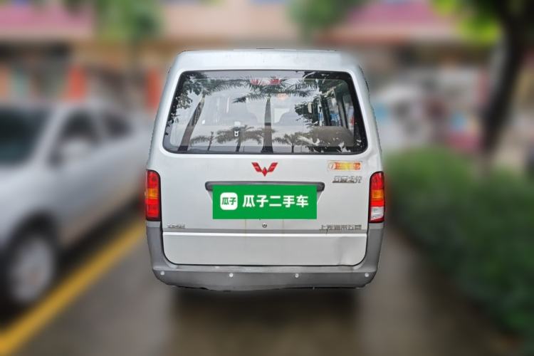 Used Wuling Zhiguang 2015 1.2L Practical LS-I Model Rear