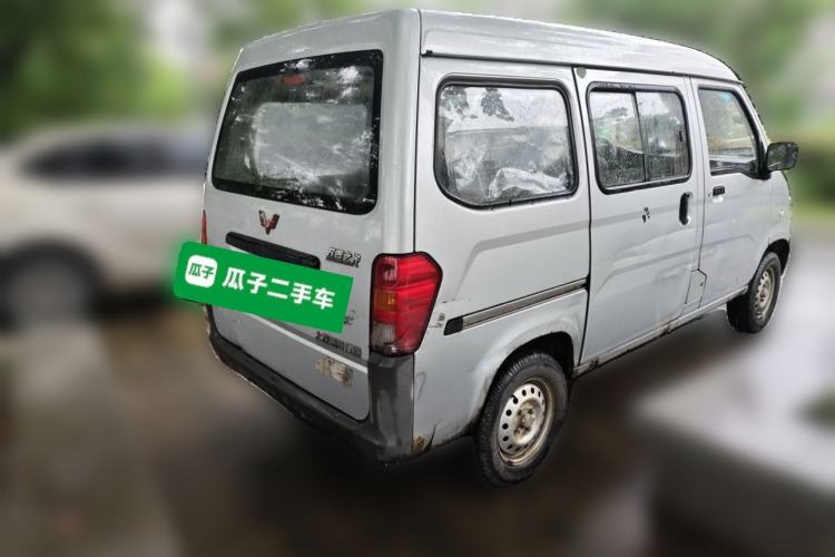 Used Wuling Zhiguang 2015 1.2L Practical LS-I Model Rear Right 45 Deg