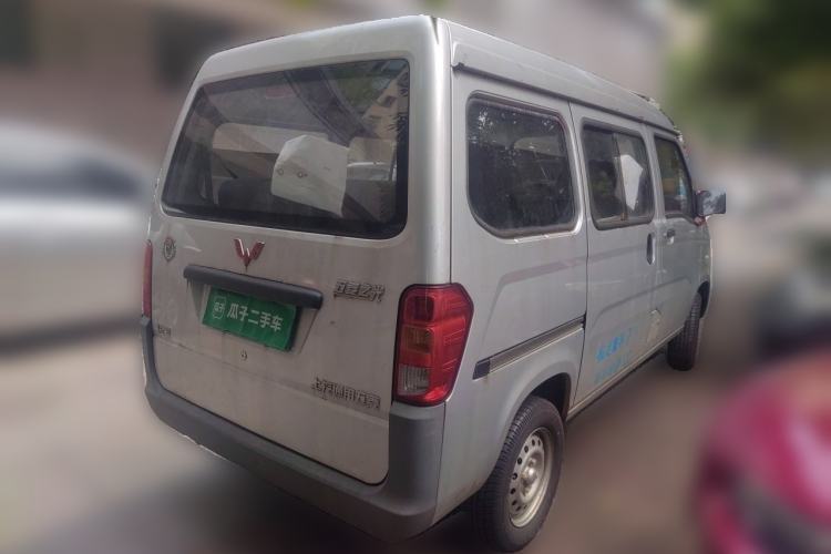 Used Wuling Zhiguang 2015 1.2L Practical LS-I Model Rear Right 45 Deg