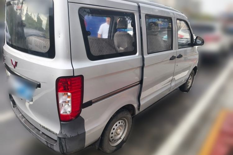 Used Wuling Zhiguang 2015 1.2L S Practical Model LSI Rear Right 45 Deg